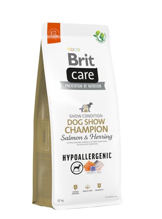 Brit Care Dog Hypoallergenic Dog Show Champion z łososiem i śledziem 12kg